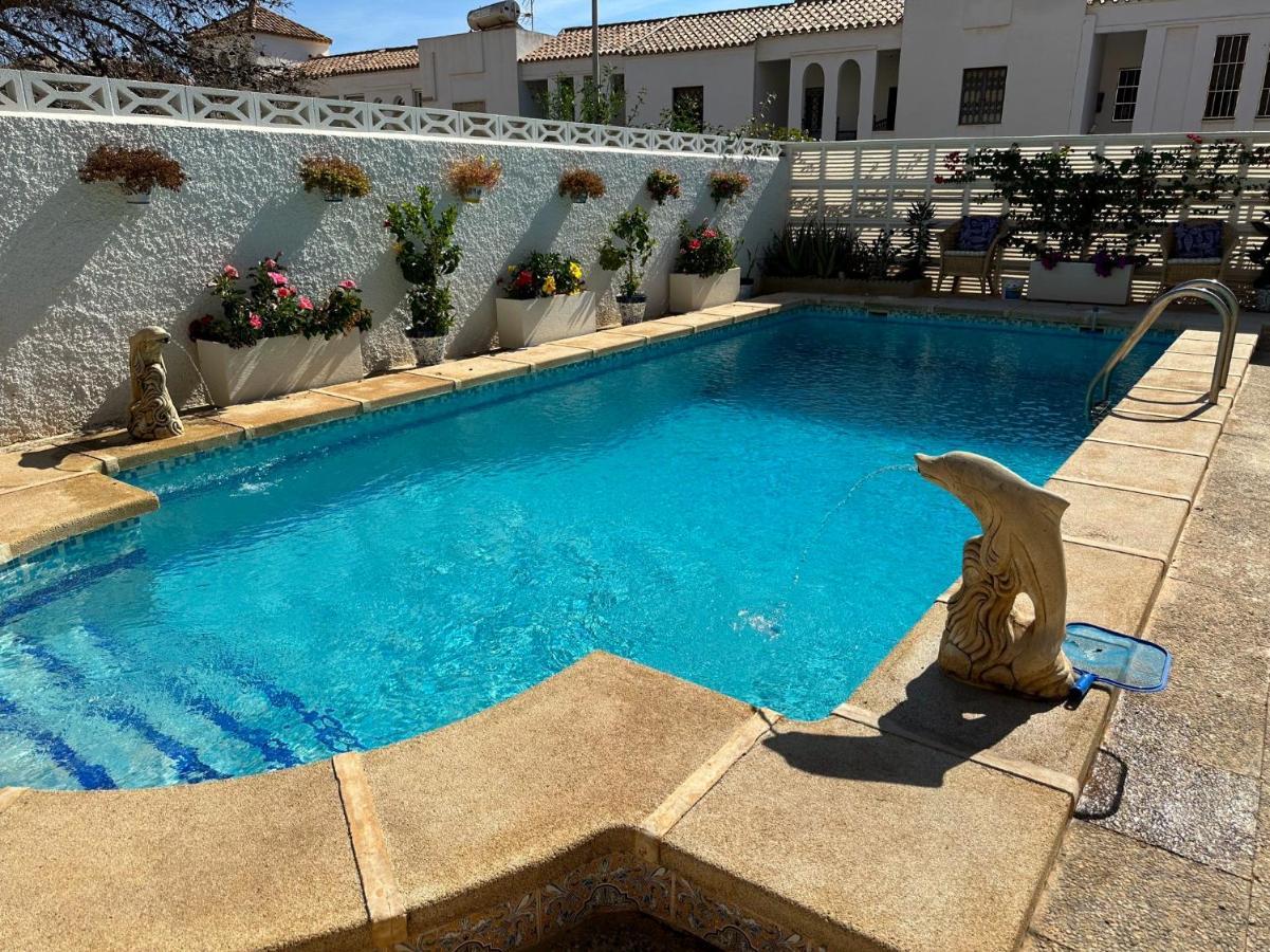 Large Villa Private Pool And Garden Near Beach Рокетас-де-Мар Экстерьер фото