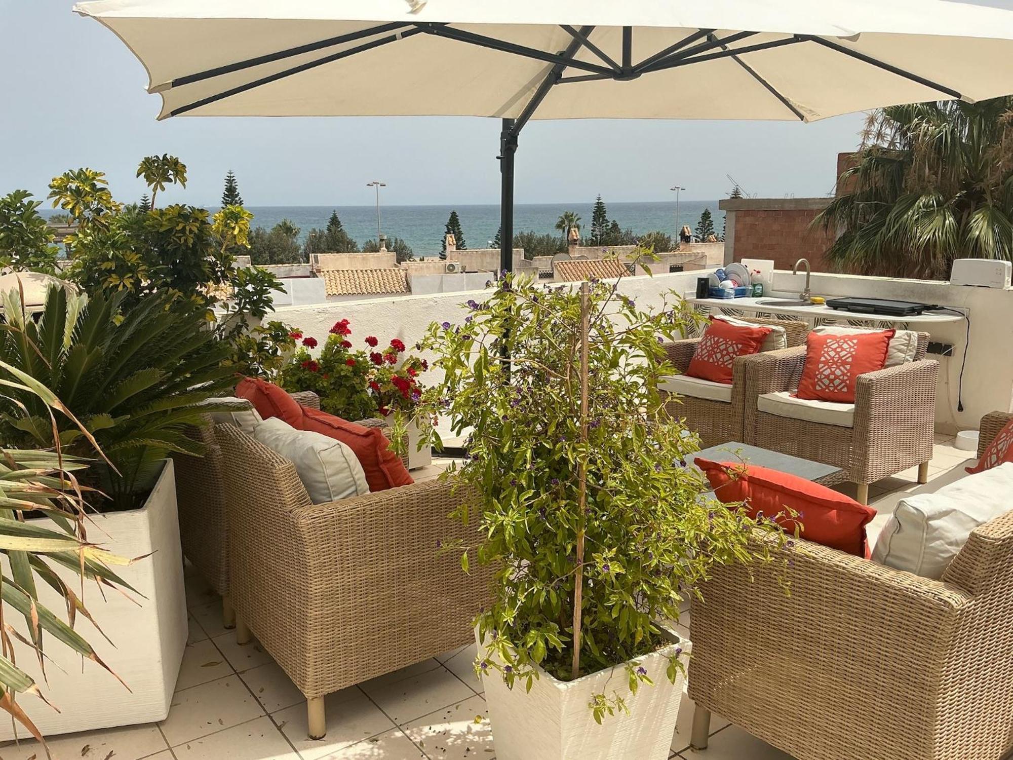 Large Villa Private Pool And Garden Near Beach Рокетас-де-Мар Экстерьер фото